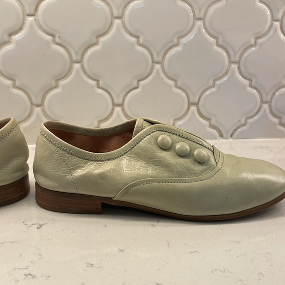 Mix Mooz light green flat, worn a few times - Picture 5 of 6